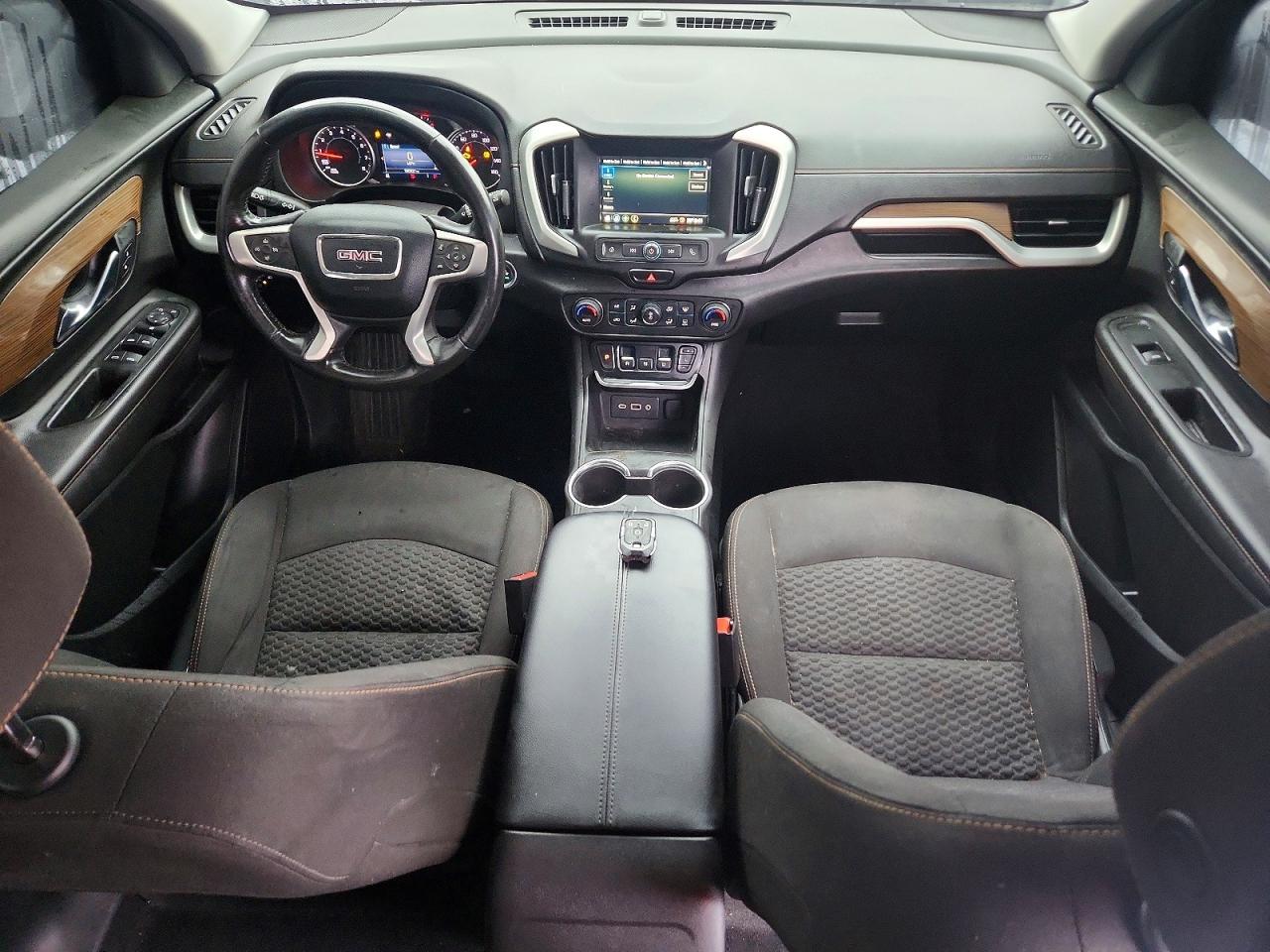 2019 GMC TERRAIN SLE photo 8