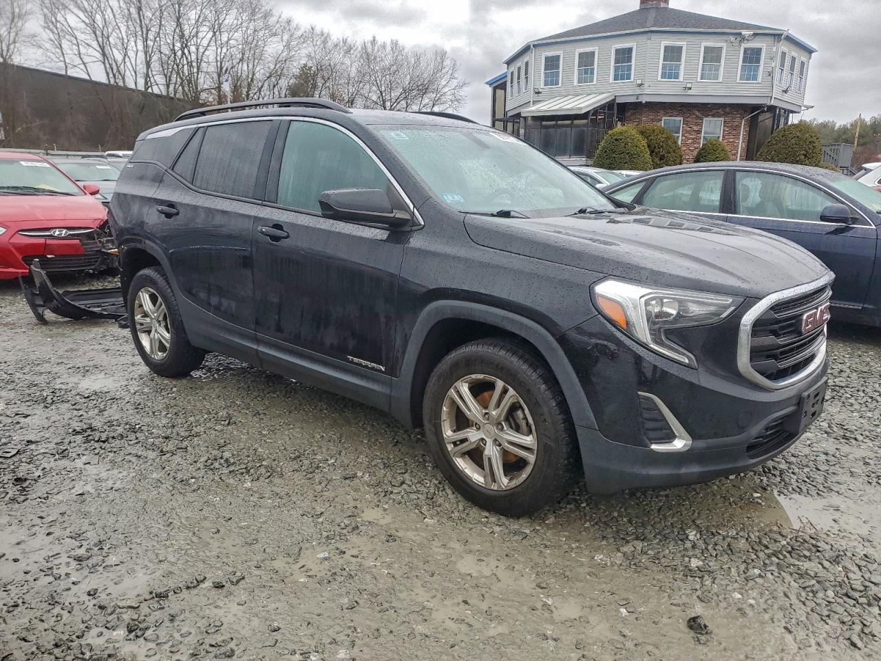 2018 GMC TERRAIN SLE photo 10