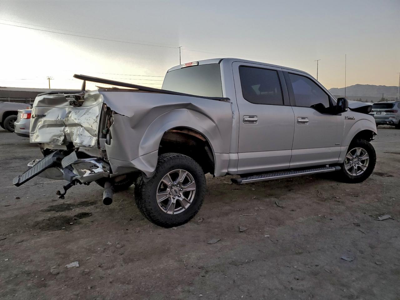 2016 FORD F150 SUPERCREW photo 3