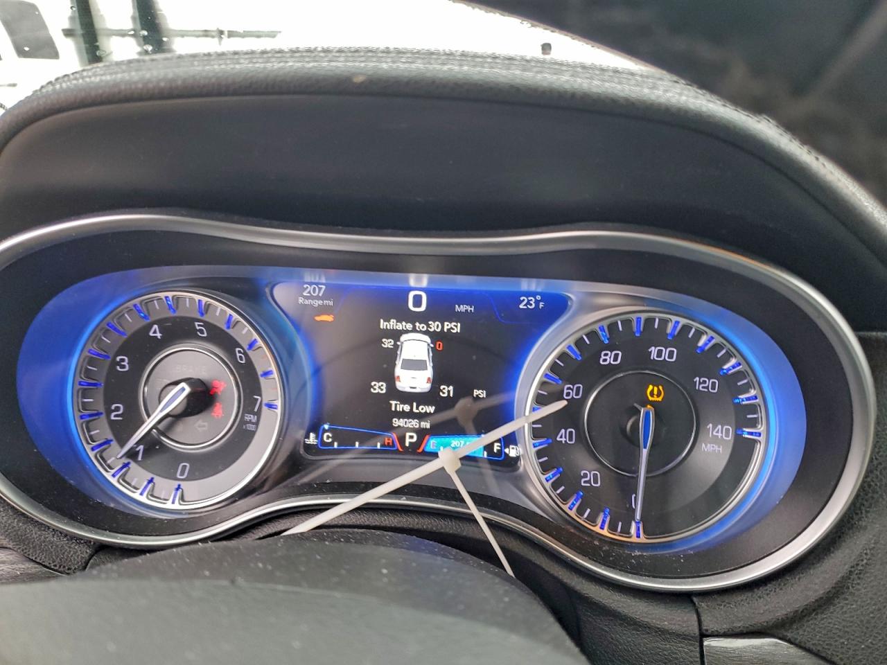 2018 CHRYSLER 300 TOURING photo 9