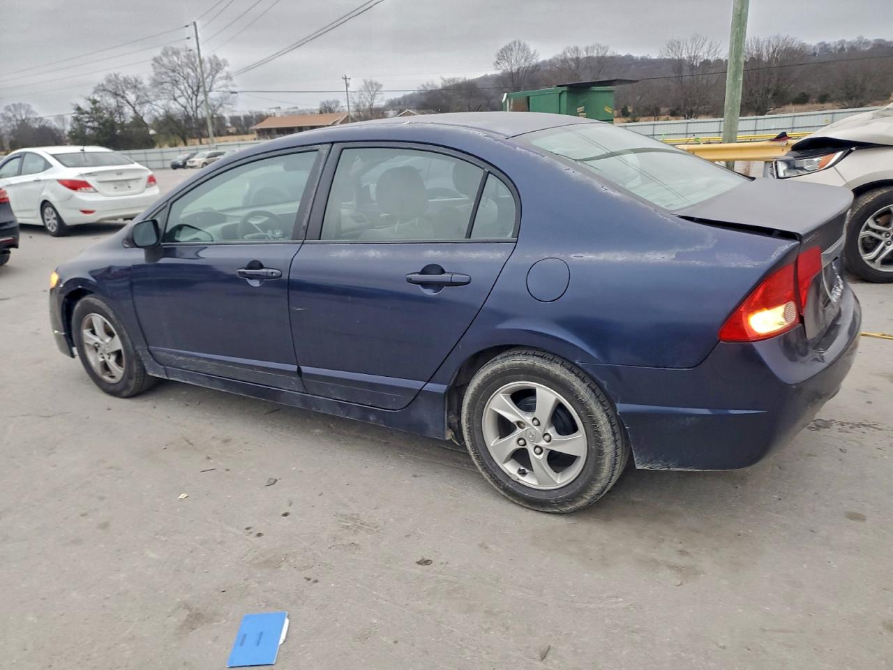 2011 HONDA CIVIC LX photo 2