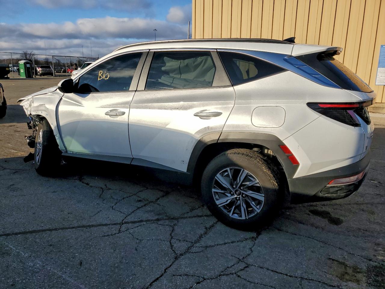 2022 HYUNDAI TUCSON BLUE photo 2