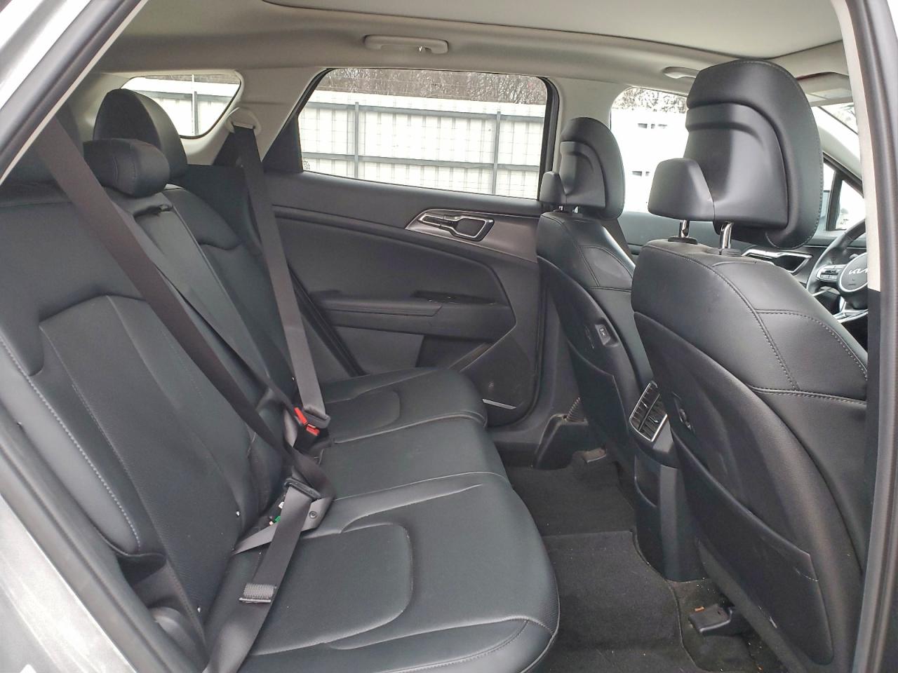 2023 KIA SPORTAGE SX photo 11