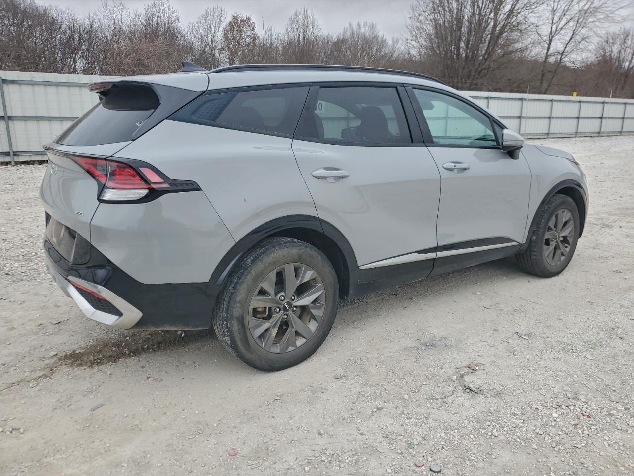 2023 KIA SPORTAGE SX photo 3