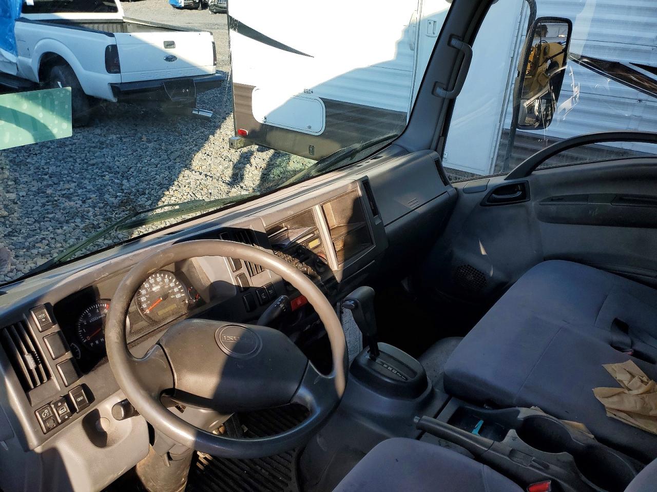 2008 ISUZU NPR BOX TRUCK photo 8