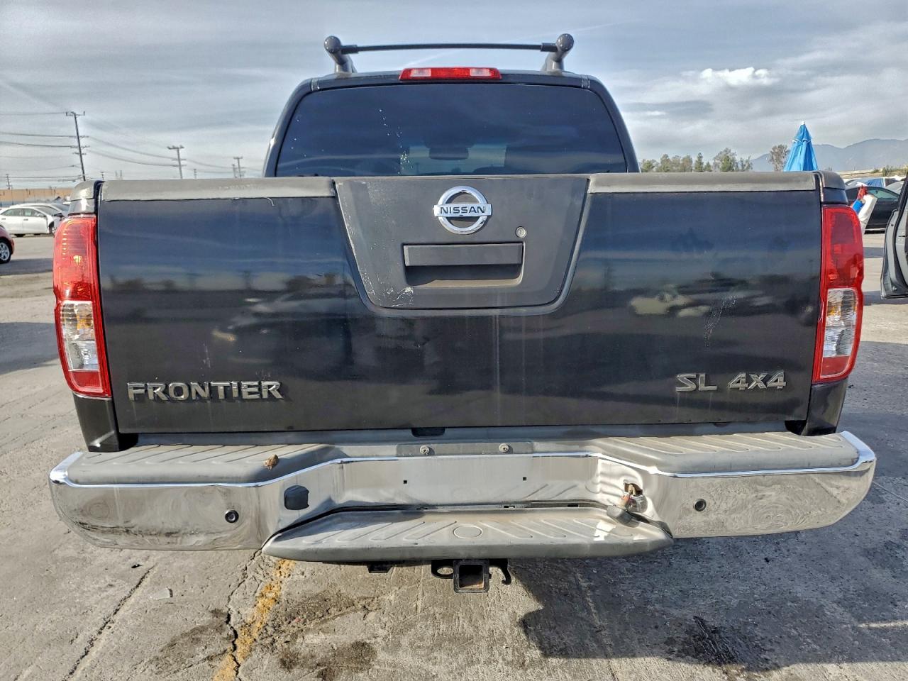 2011 NISSAN FRONTIER S photo 6