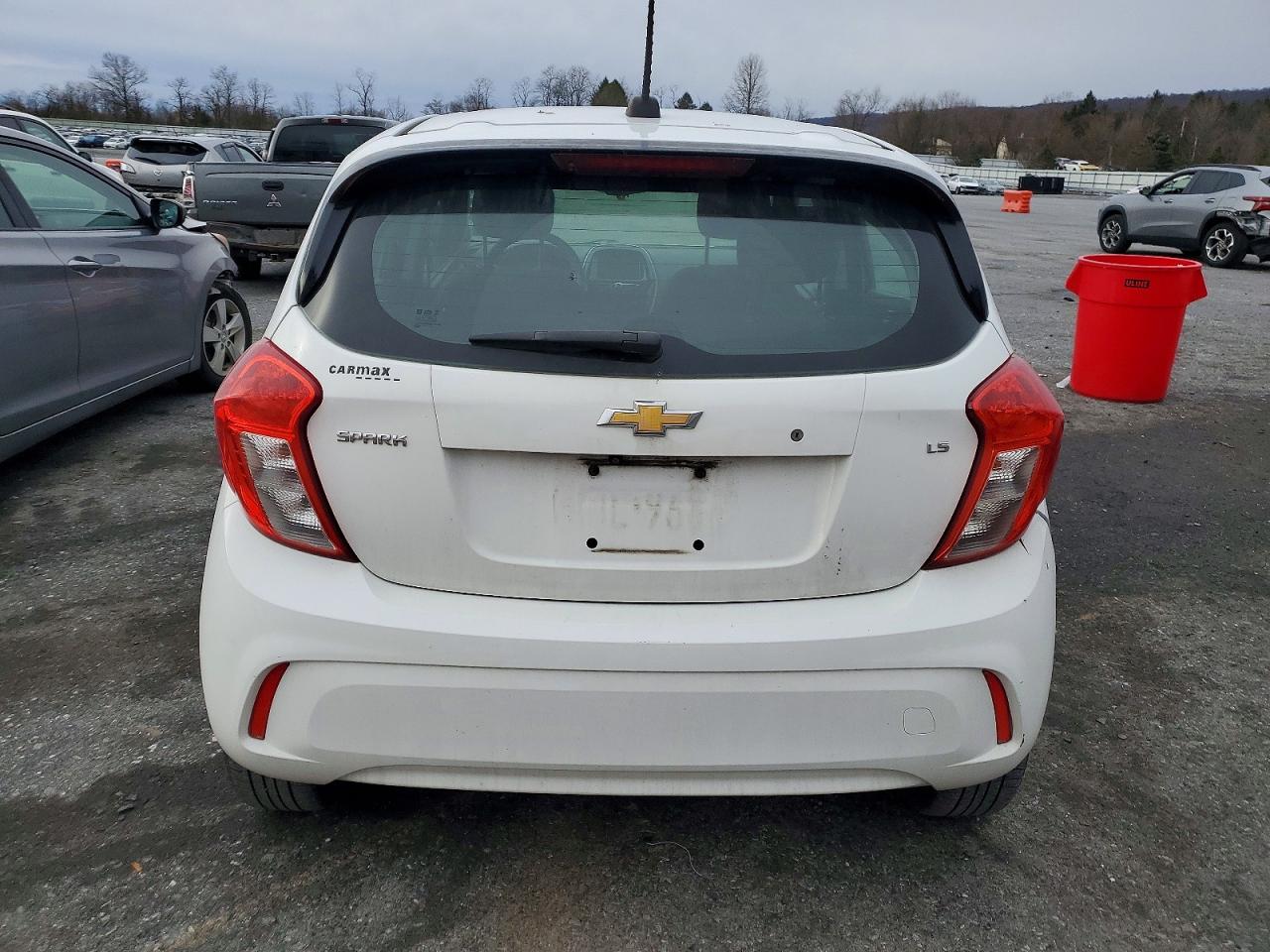 2016 CHEVROLET SPARK LS photo 6