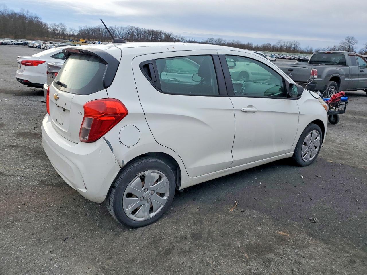 2016 CHEVROLET SPARK LS photo 3