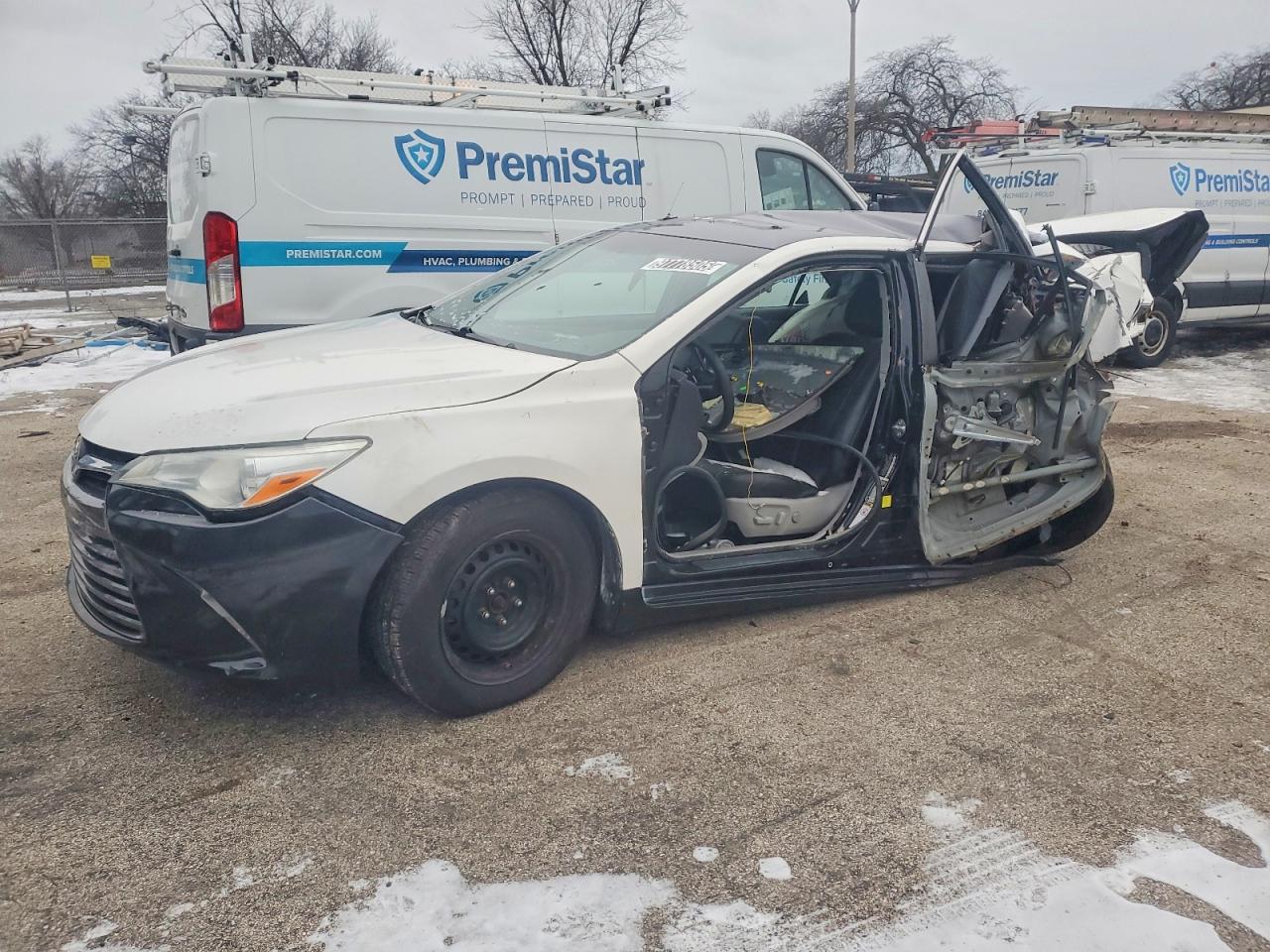 2016 TOYOTA CAMRY