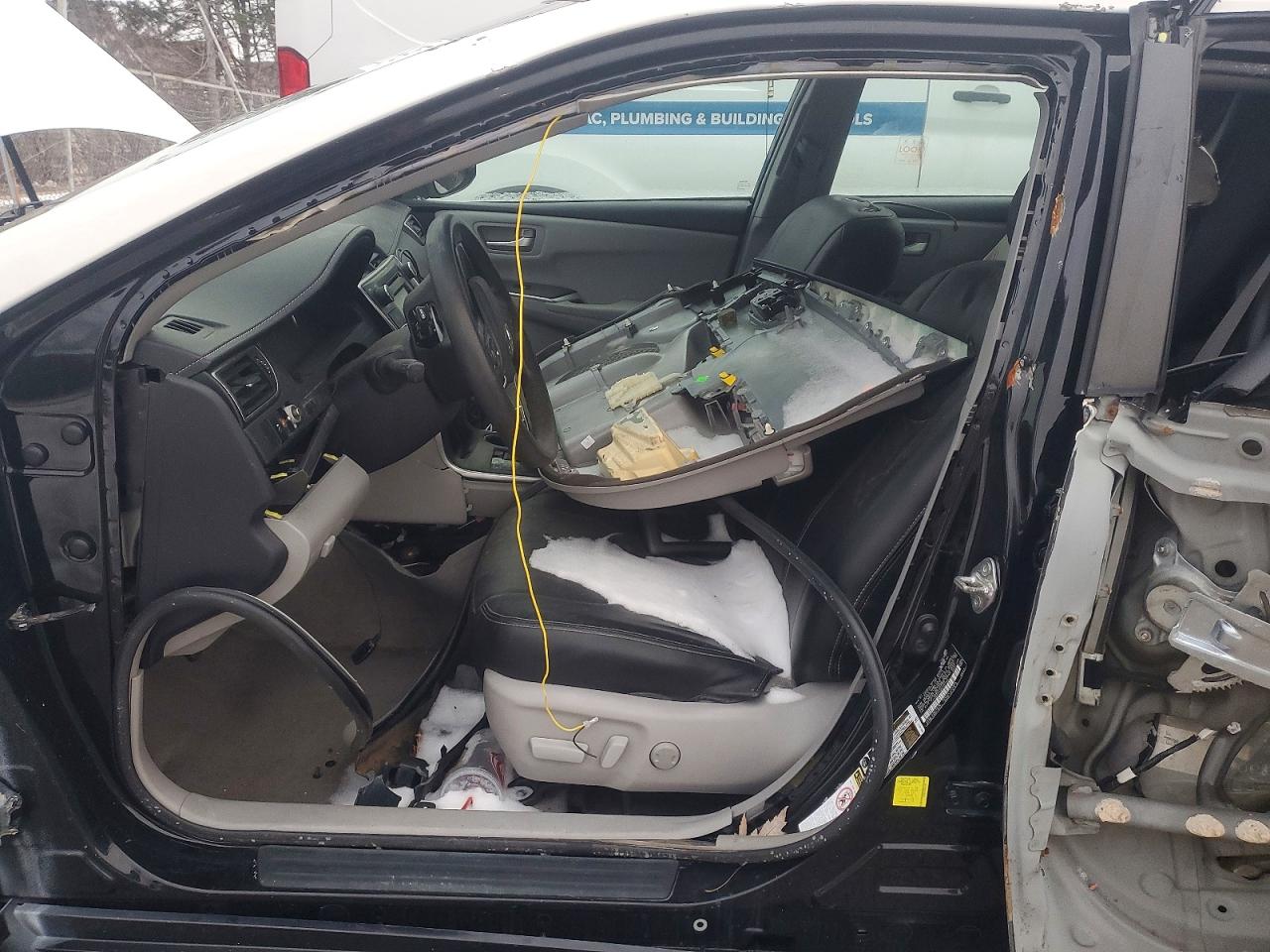 2016 TOYOTA CAMRY HYBRID photo 13