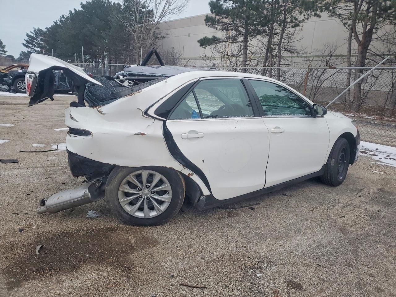 2016 TOYOTA CAMRY HYBRID photo 5
