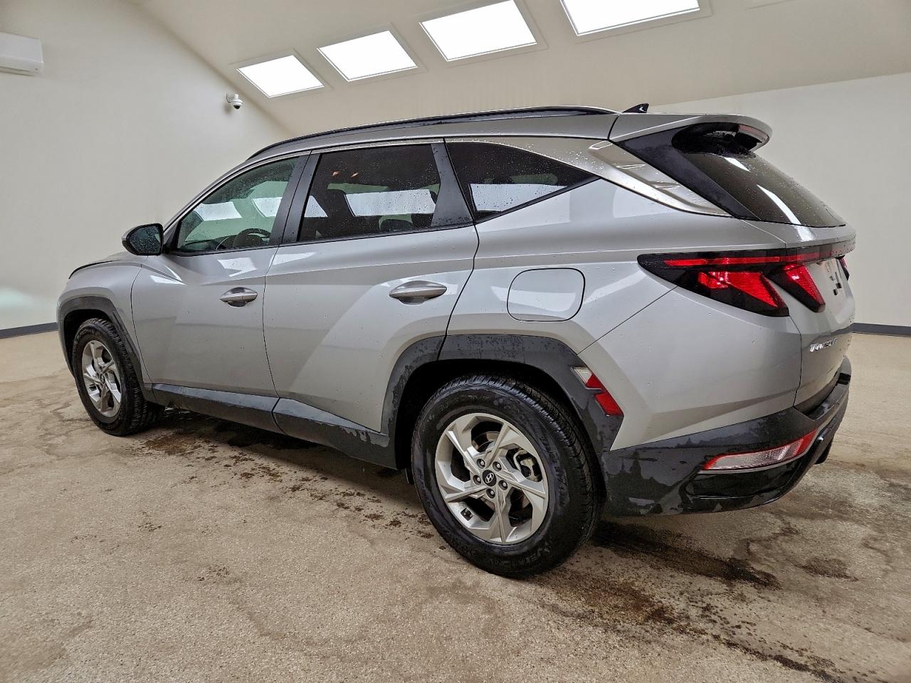 2024 HYUNDAI TUCSON SEL photo 2