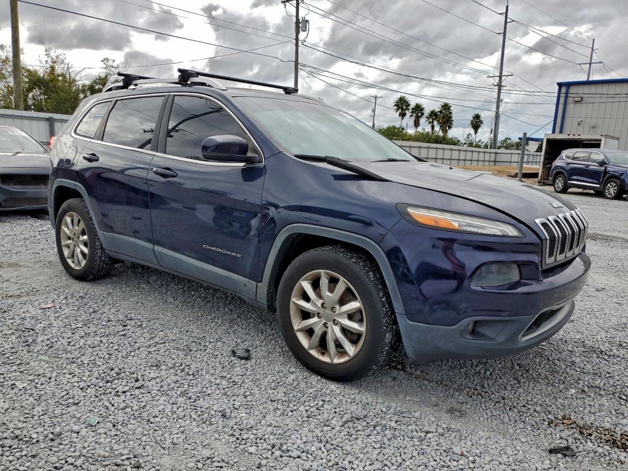 2016 JEEP CHEROKEE LIMITED photo 4