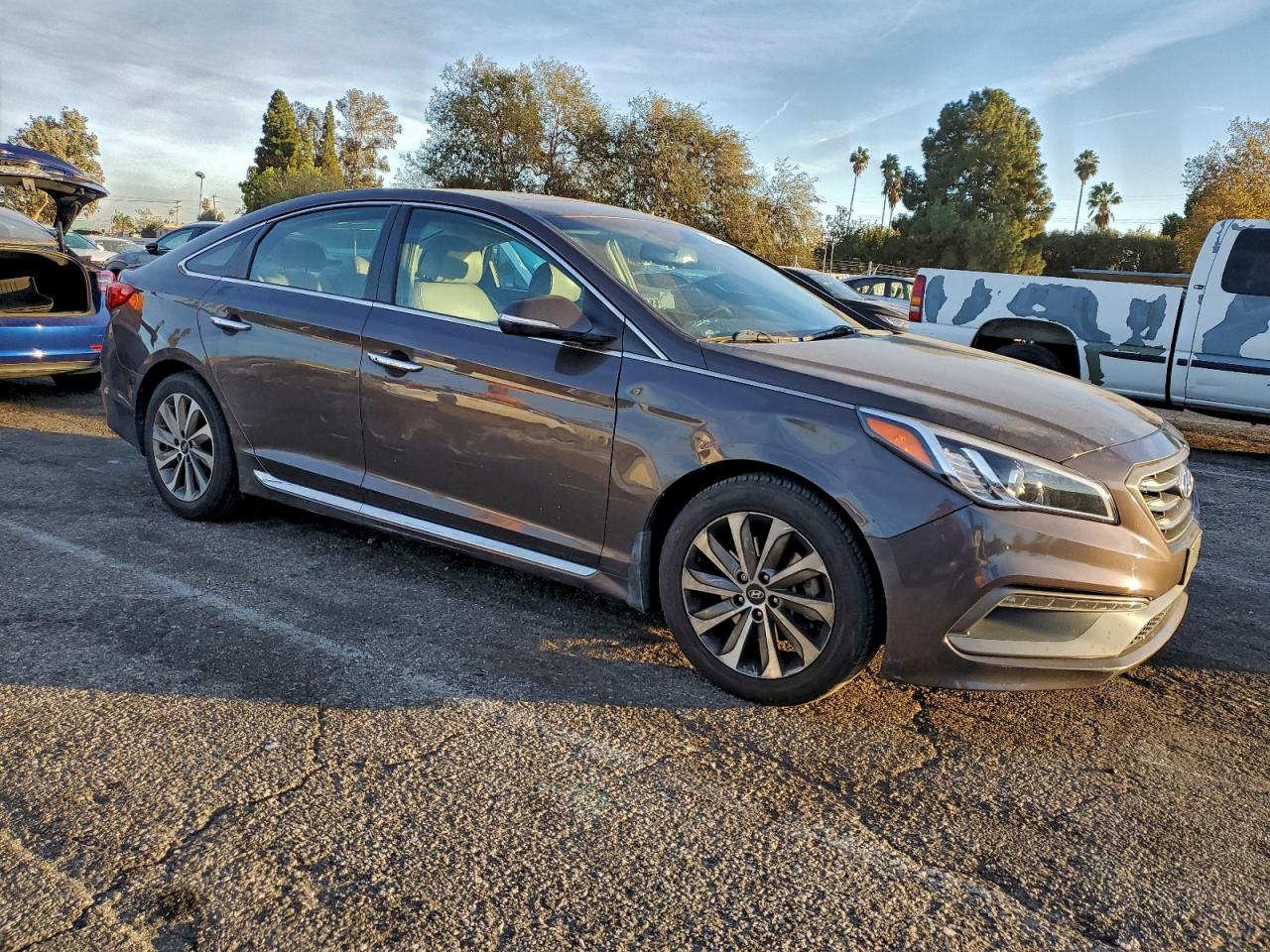 2017 HYUNDAI SONATA SPORT photo 4