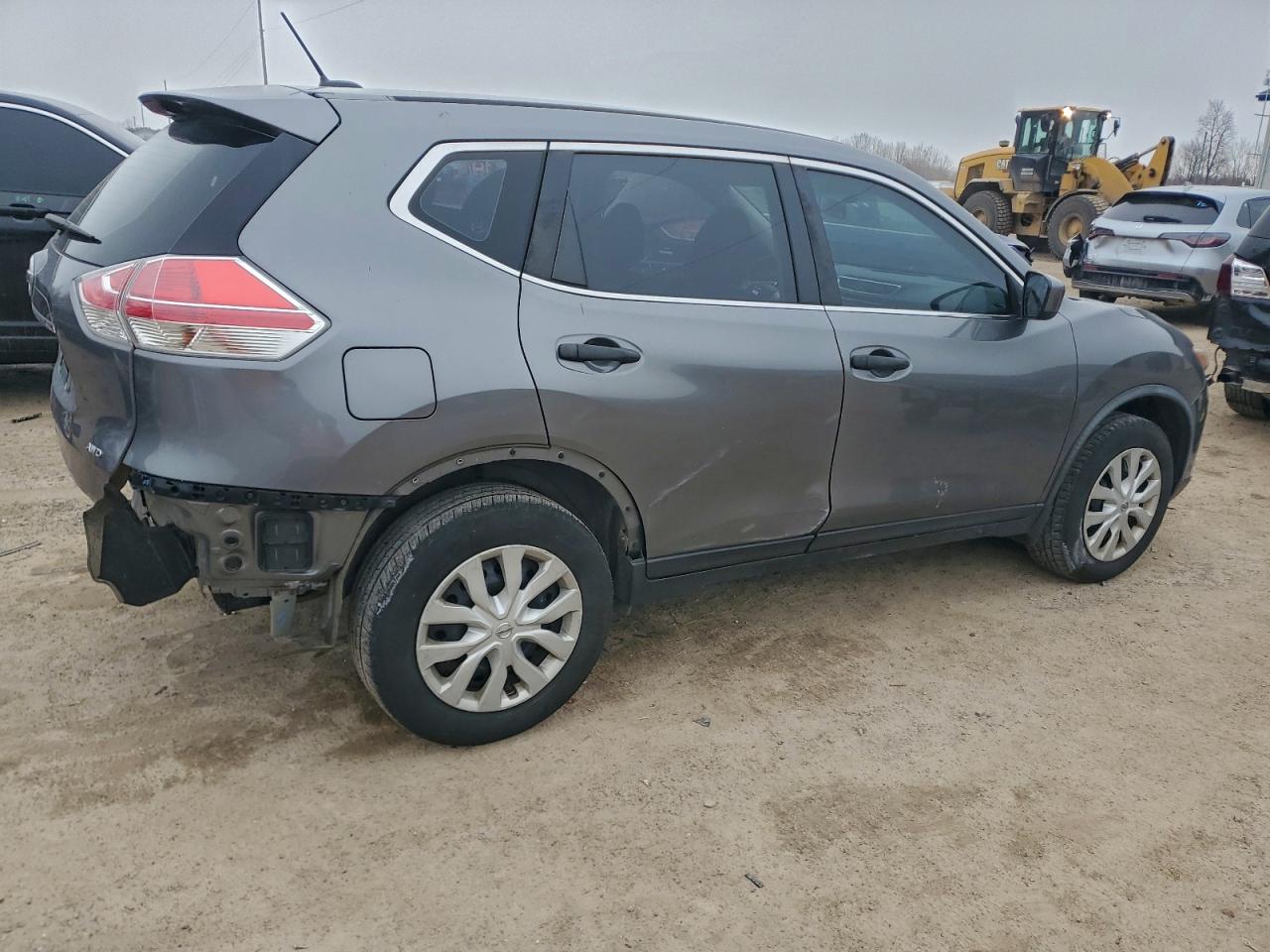 2016 NISSAN ROGUE S photo 3