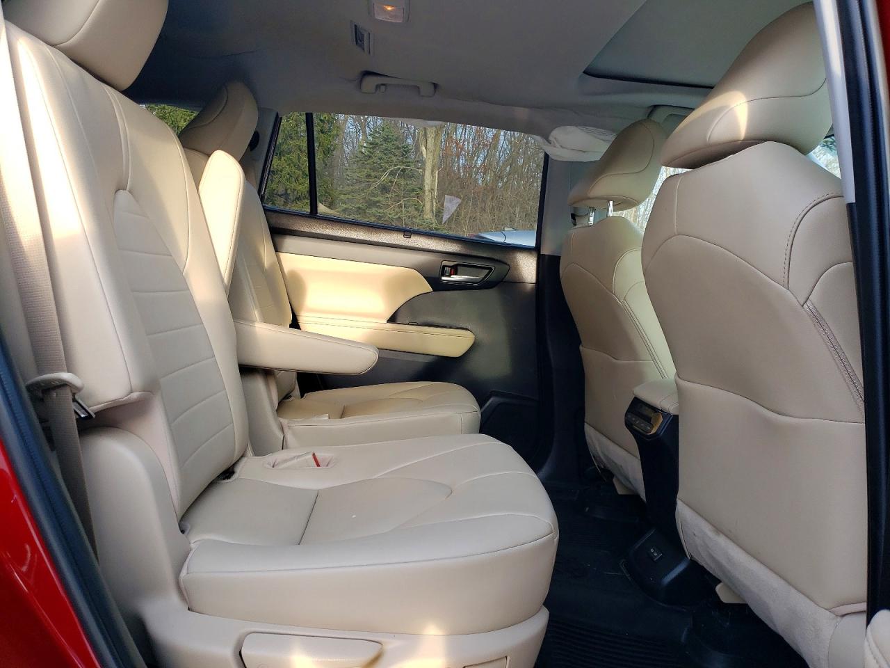 2023 TOYOTA HIGHLANDER L photo 11