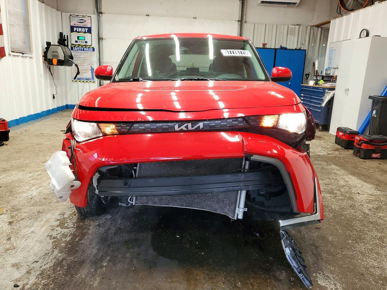 2024 KIA SOUL LX photo 5