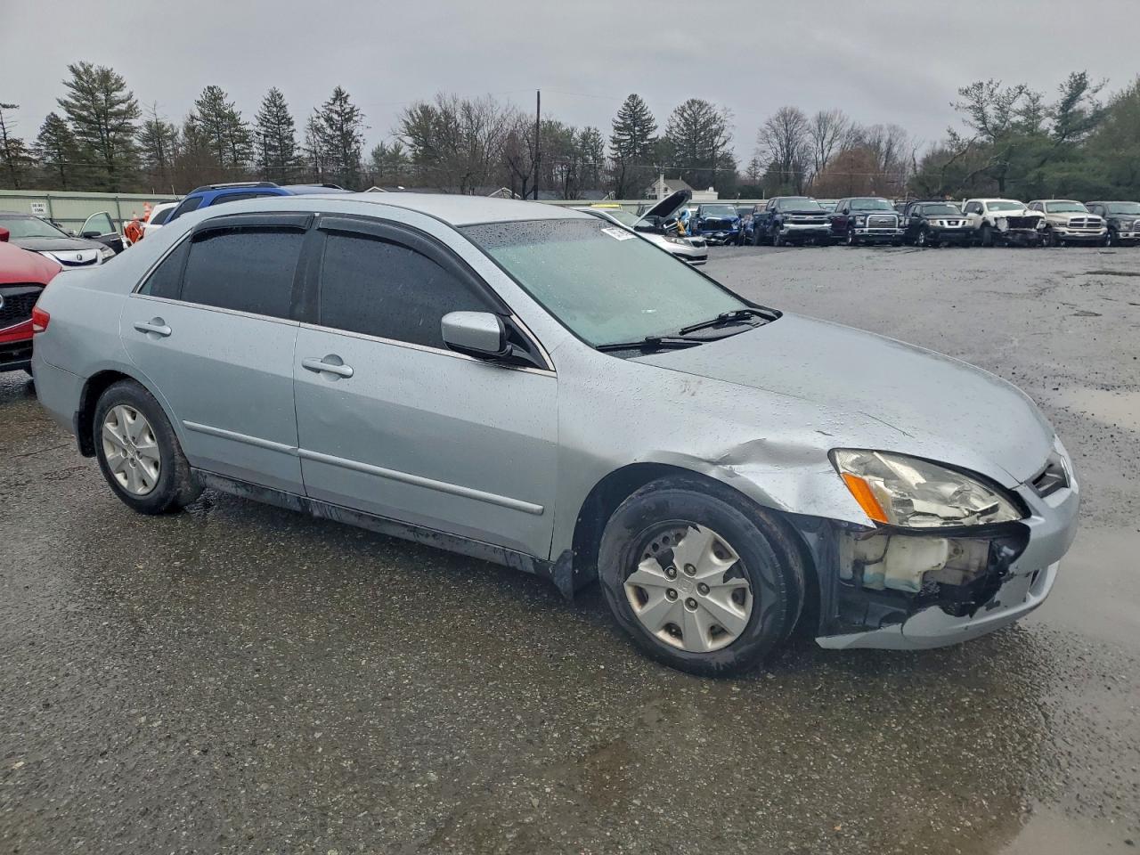 2004 HONDA ACCORD LX photo 4