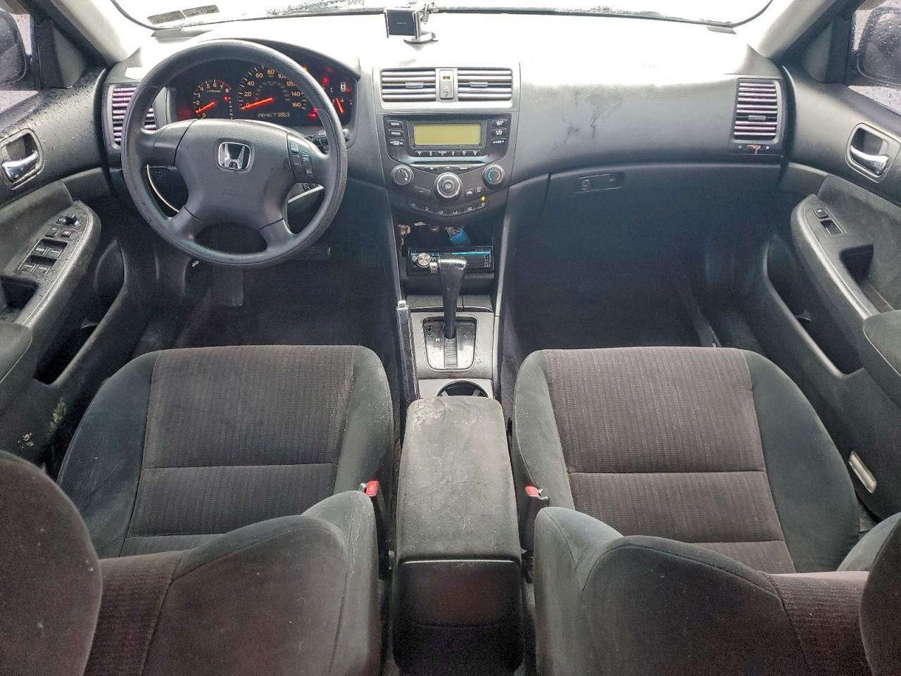 2004 HONDA ACCORD LX photo 8
