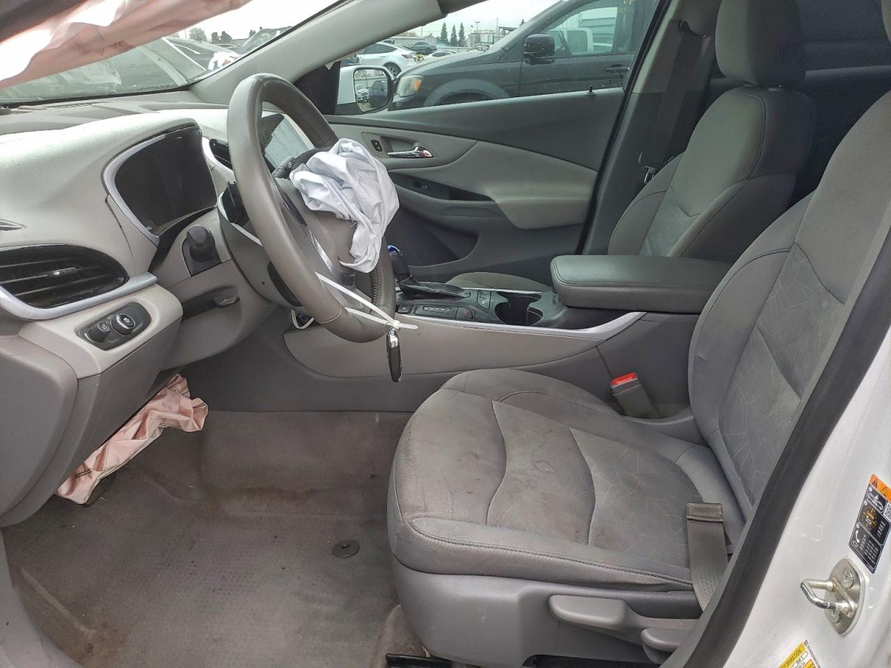 2016 CHEVROLET VOLT LT photo 7