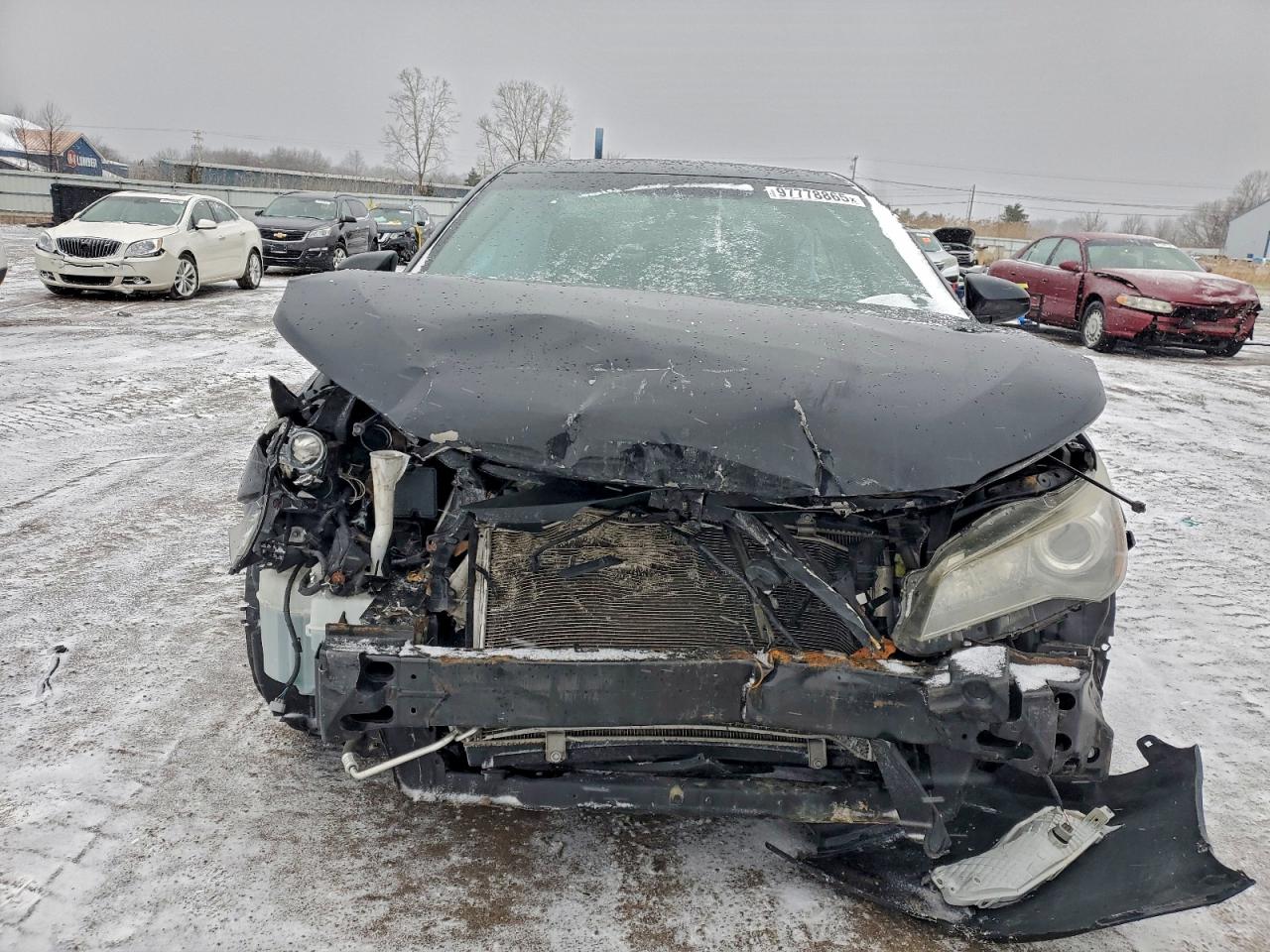 2016 TOYOTA CAMRY LE photo 5
