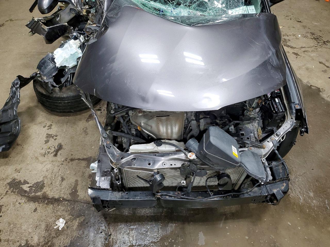 2017 TOYOTA CAMRY LE photo 11