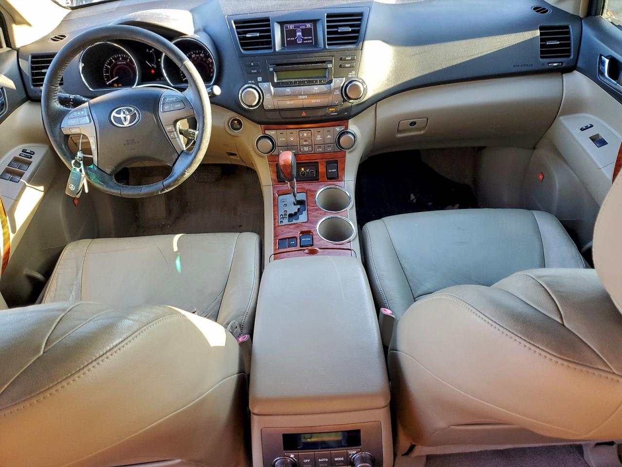 2008 TOYOTA HIGHLANDER LIMITED photo 8