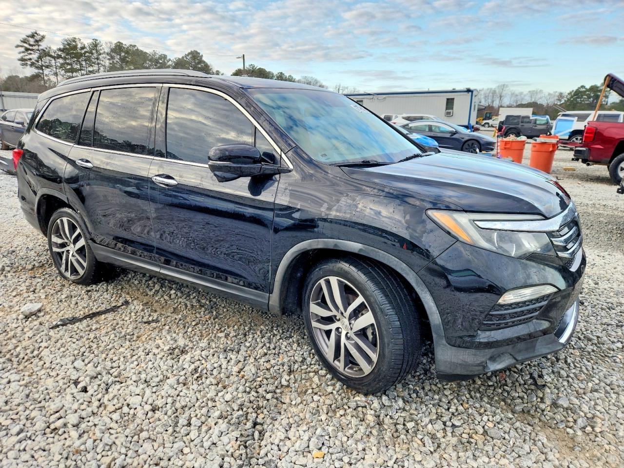 2016 HONDA PILOT TOURING photo 4
