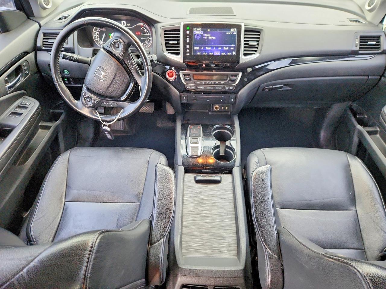 2016 HONDA PILOT TOURING photo 8