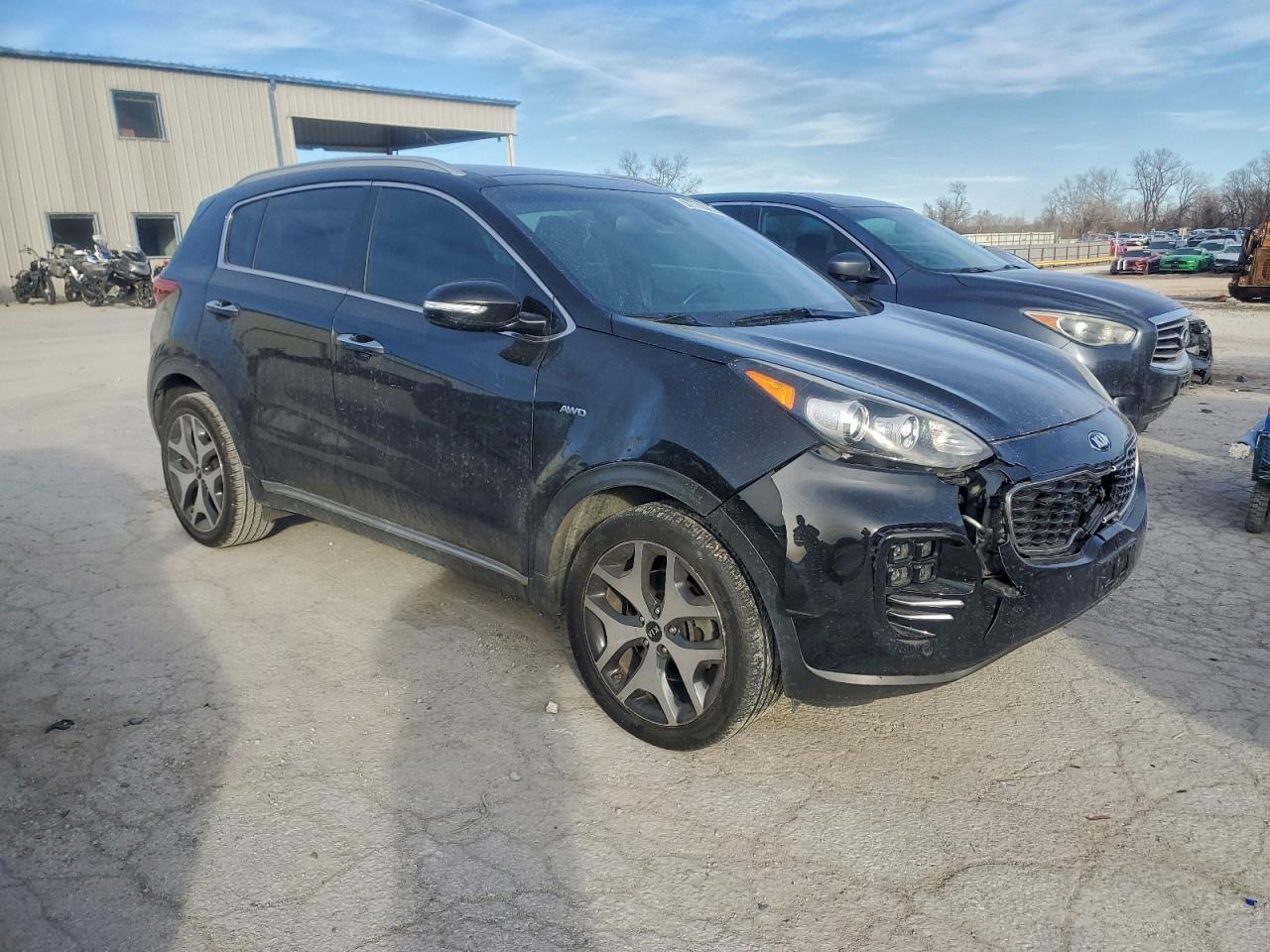 2017 KIA SPORTAGE SX photo 4
