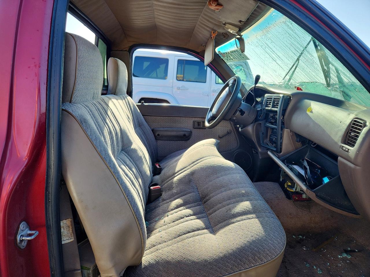 1997 TOYOTA TACOMA photo 10