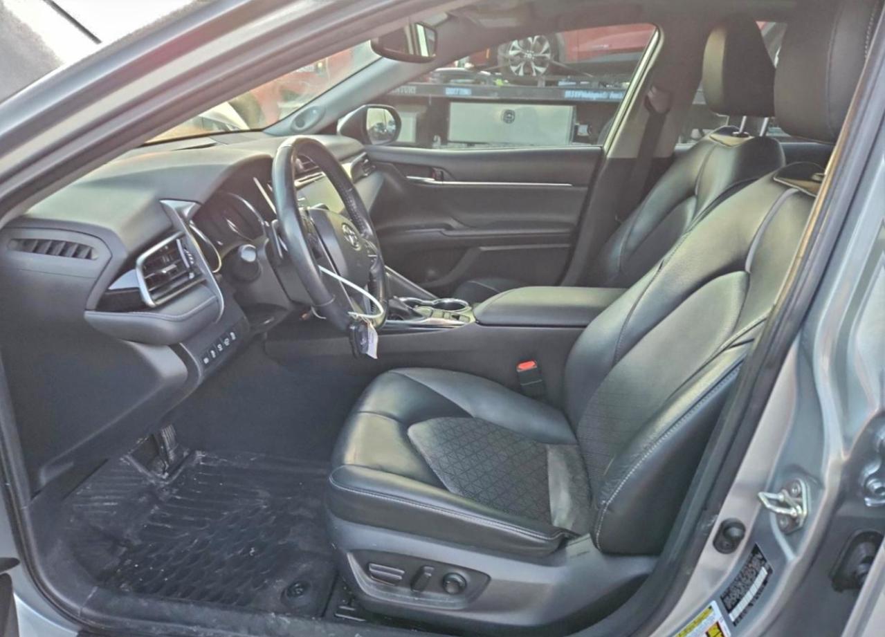 2019 TOYOTA CAMRY XSE photo 7