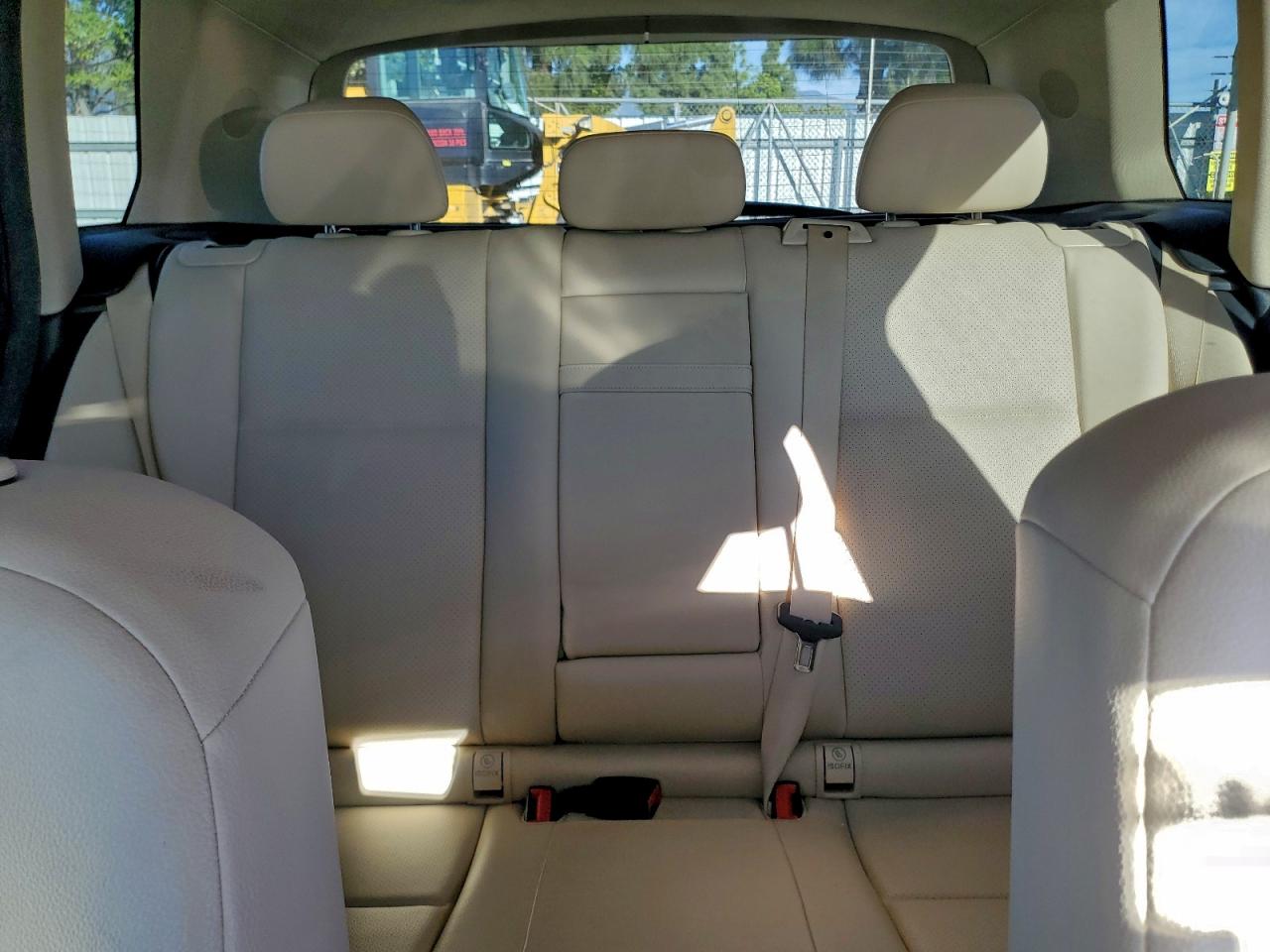 2015 MERCEDES-BENZ GLK 350 photo 19