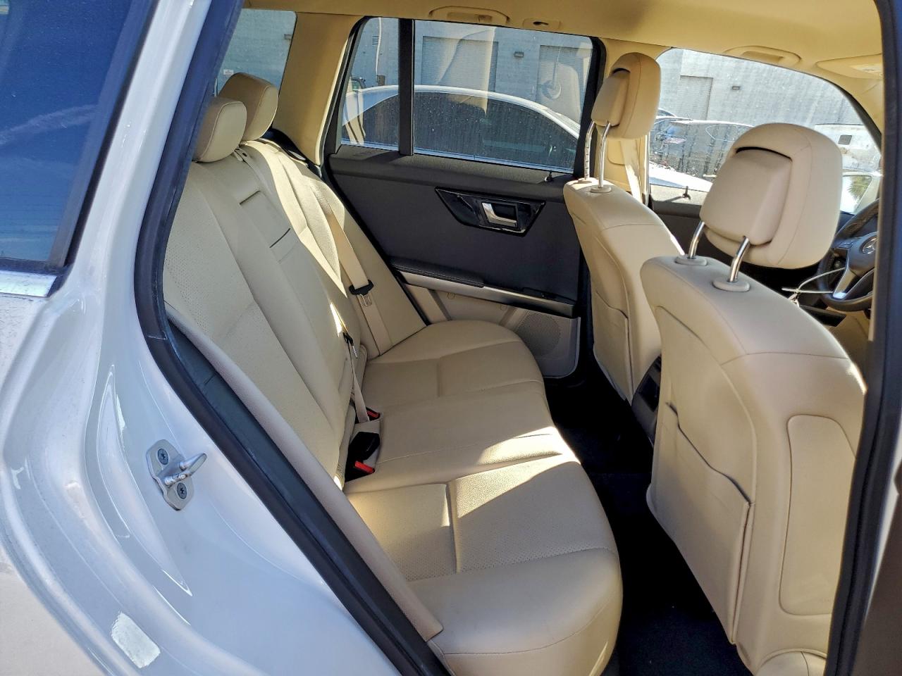 2015 MERCEDES-BENZ GLK 350 photo 21