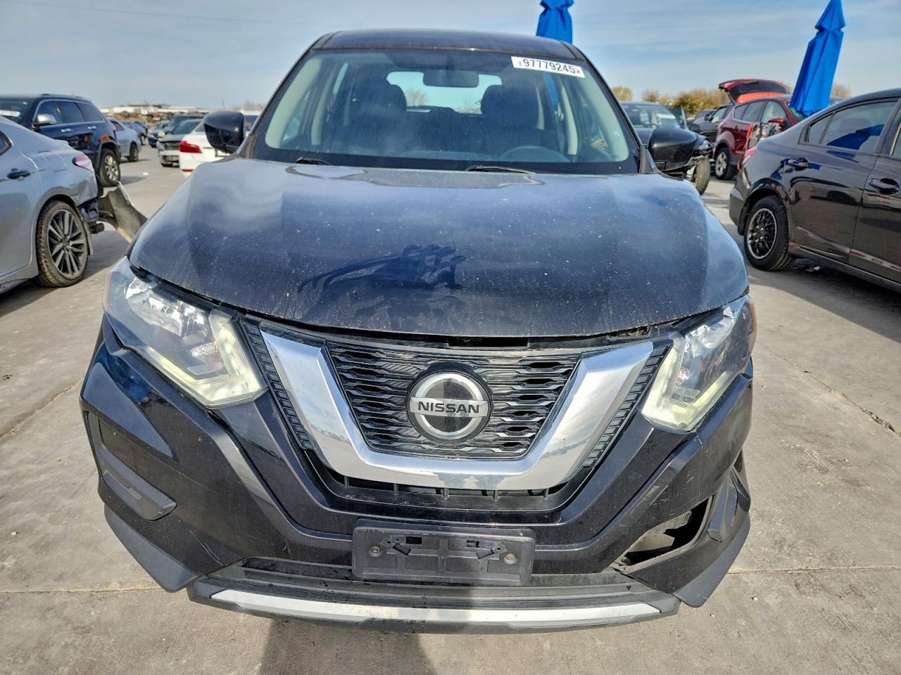 2018 NISSAN ROGUE S photo 5
