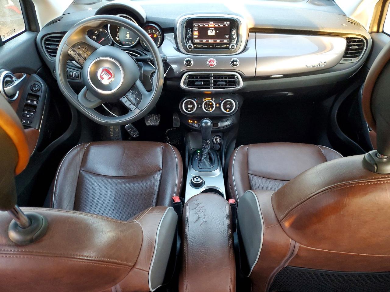 2016 FIAT 500X LOUNGE photo 8