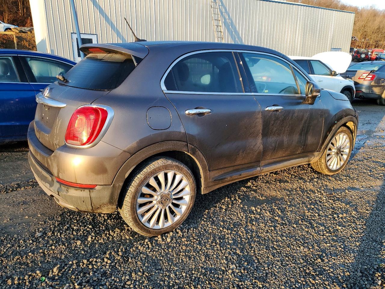 2016 FIAT 500X LOUNGE photo 3