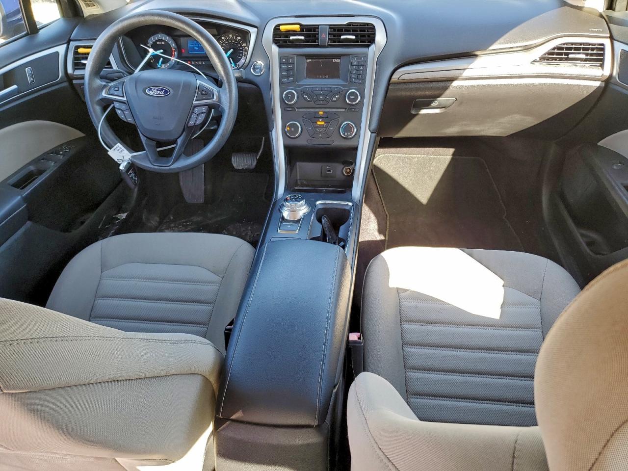 2017 FORD FUSION photo 8