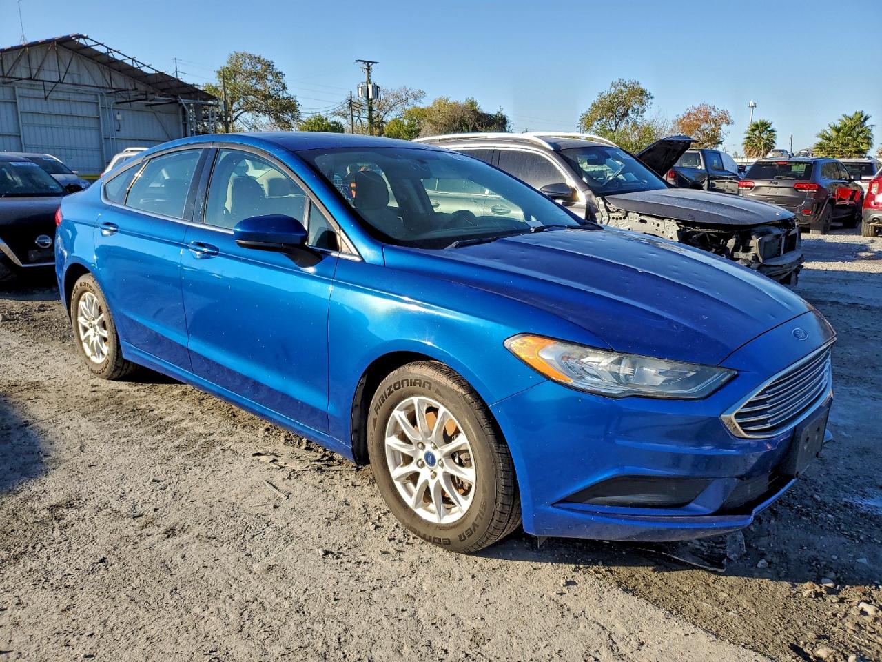 2017 FORD FUSION photo 4