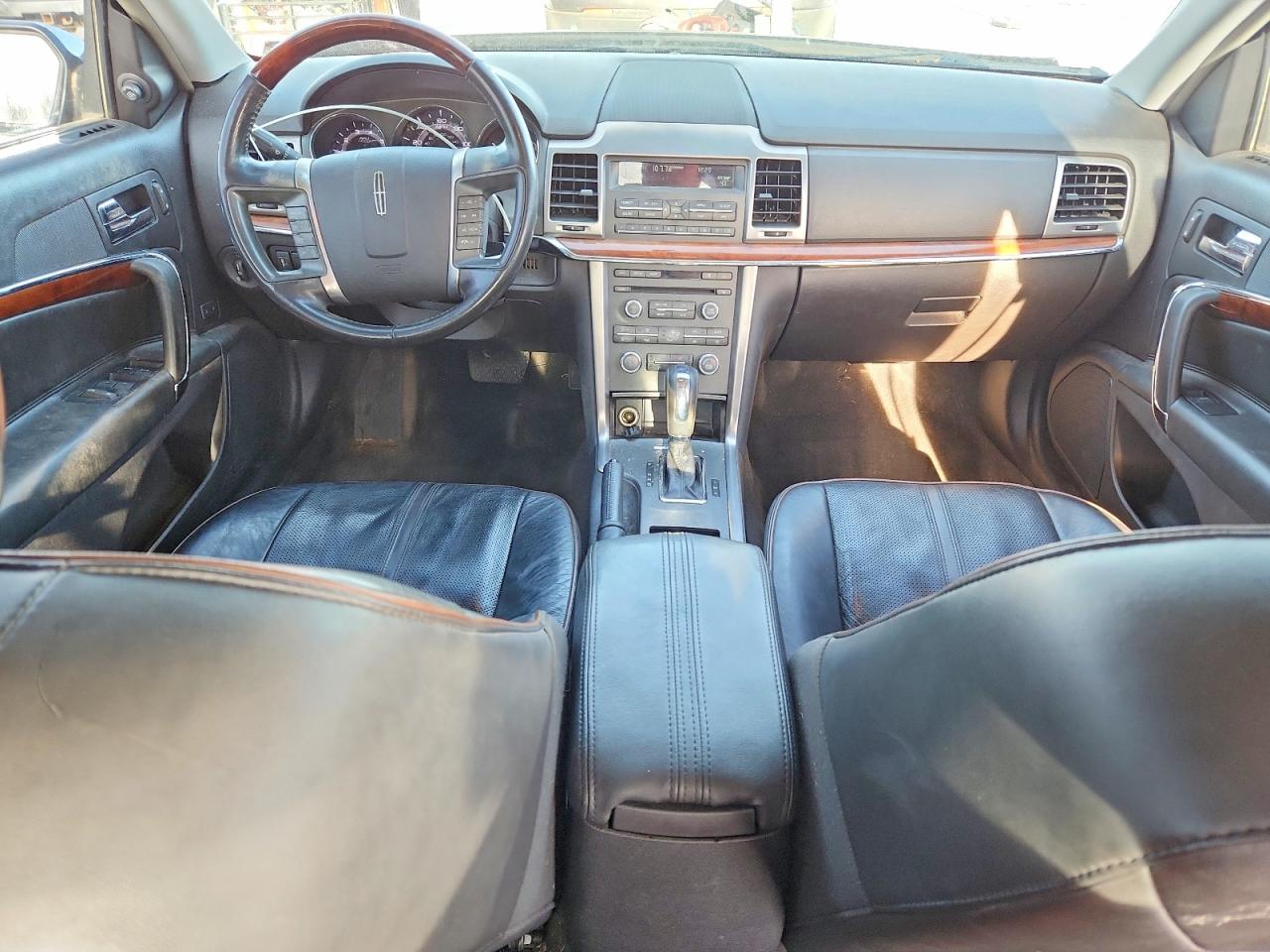 2010 LINCOLN MKZ photo 15