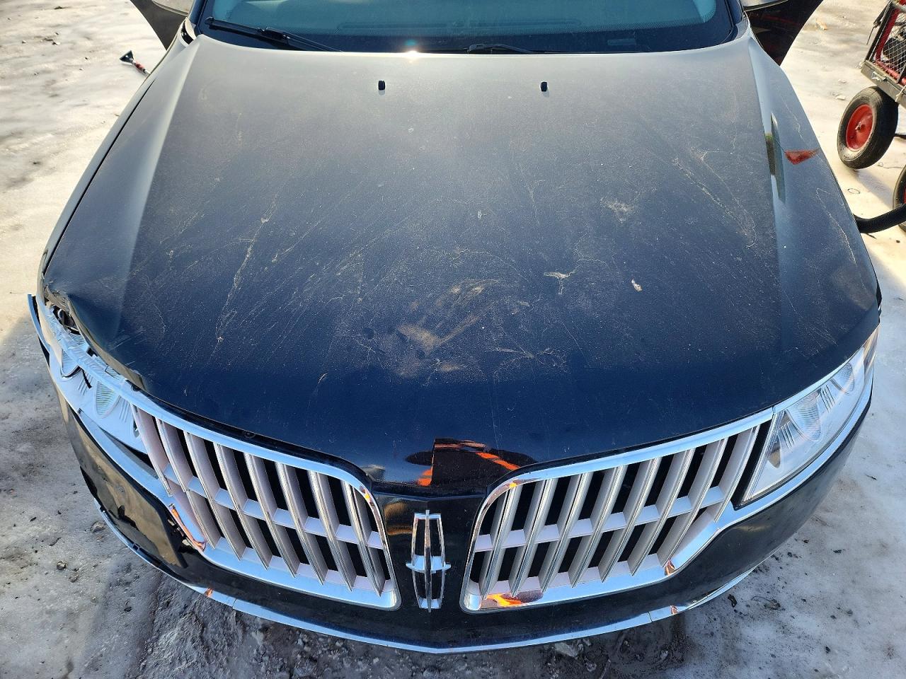 2010 LINCOLN MKZ photo 21
