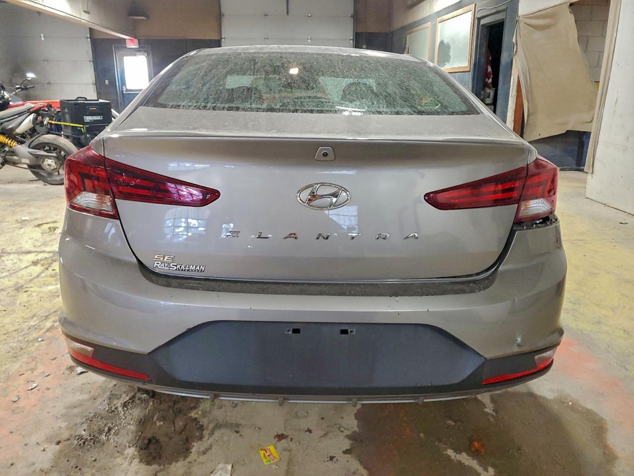 2020 HYUNDAI ELANTRA SE photo 6