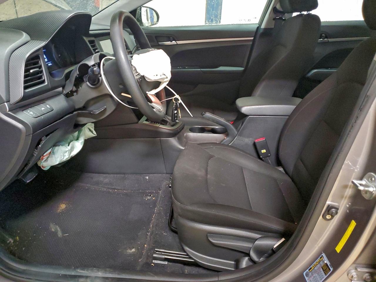 2020 HYUNDAI ELANTRA SE photo 7