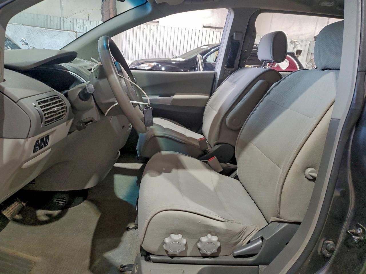 2007 NISSAN QUEST S photo 7