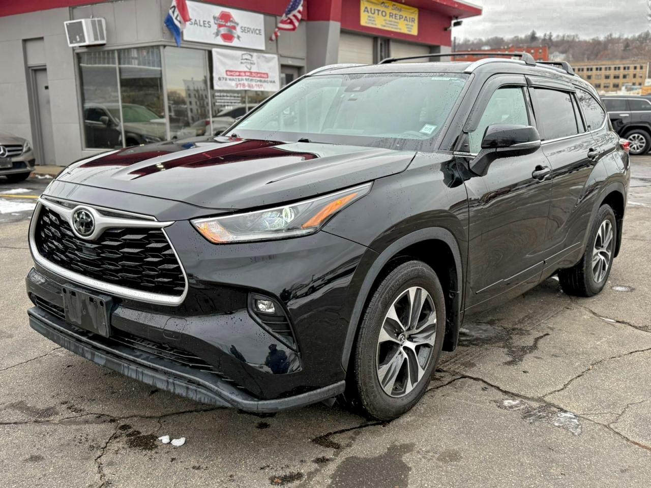 2021 TOYOTA HIGHLANDER XLE — MINOR DENT/SCRATCHES damage — photo 1