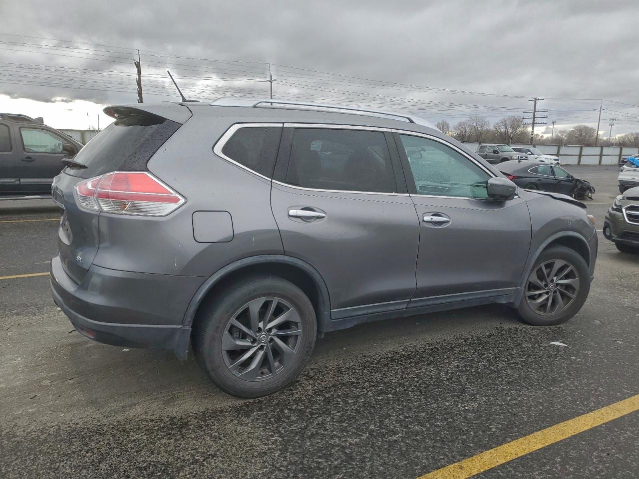 2016 NISSAN ROGUE S photo 3