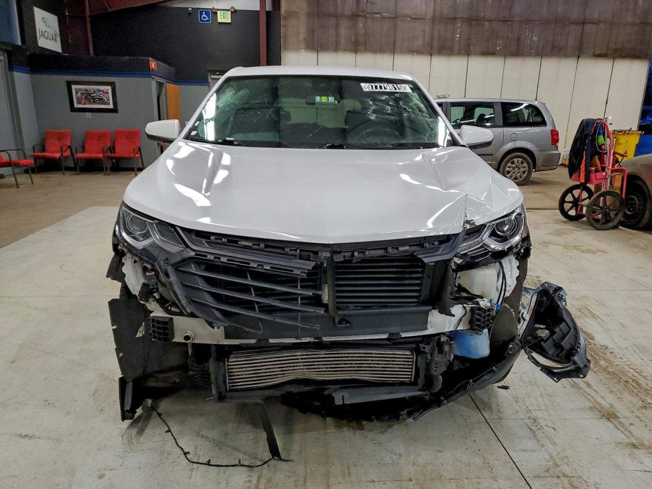2020 CHEVROLET EQUINOX LT photo 9