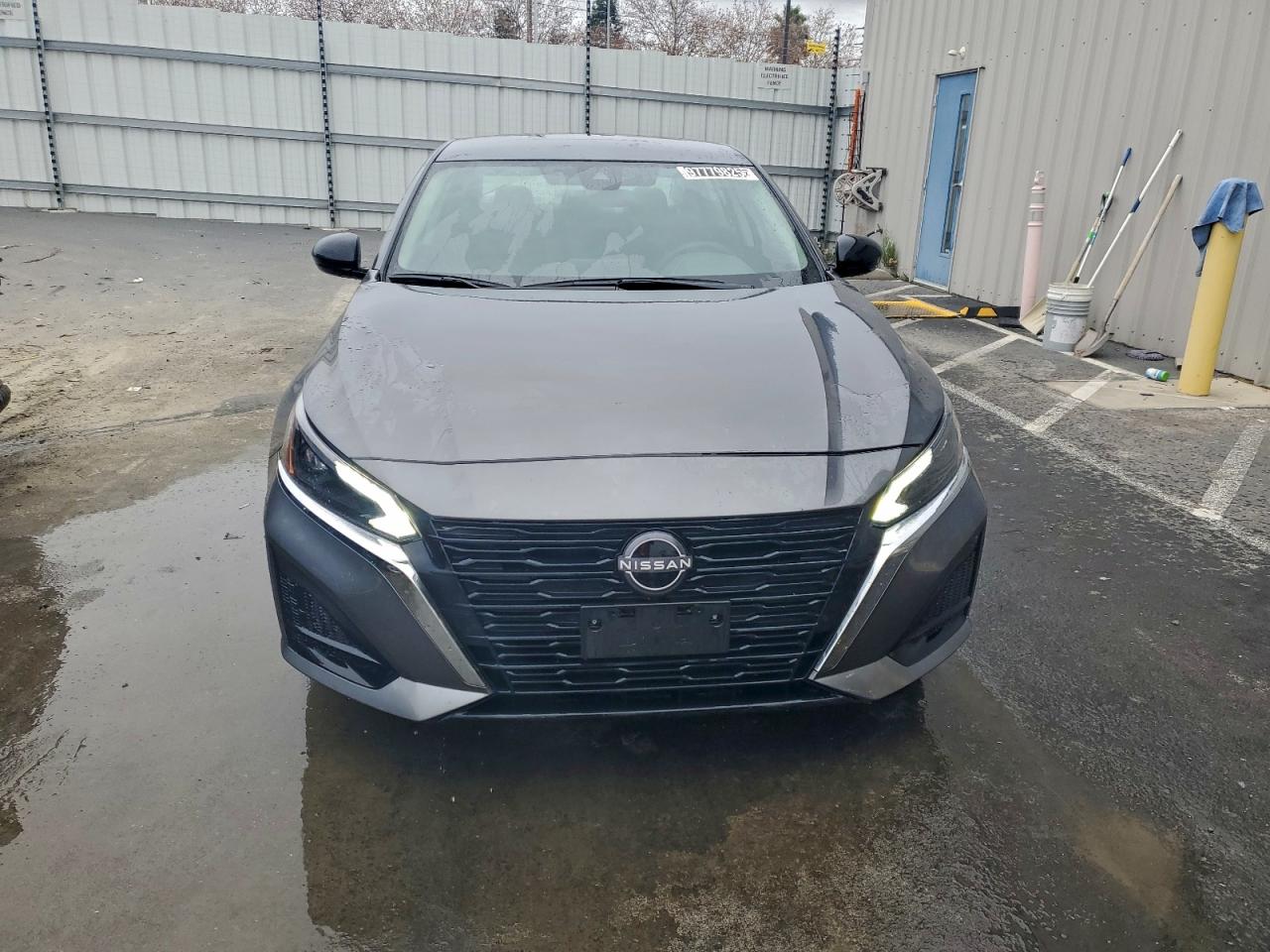2025 NISSAN ALTIMA SV photo 9