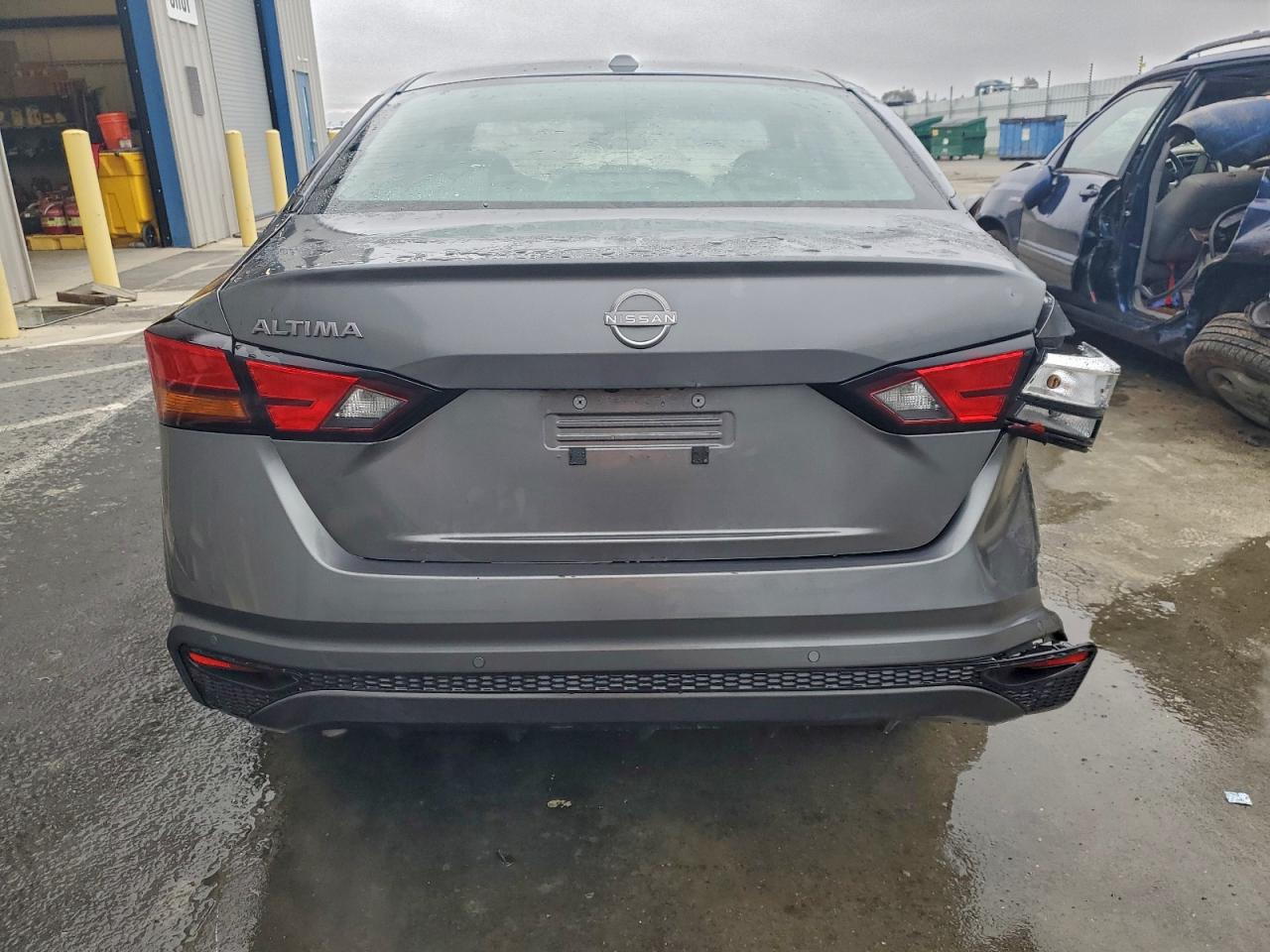 2025 NISSAN ALTIMA SV photo 11