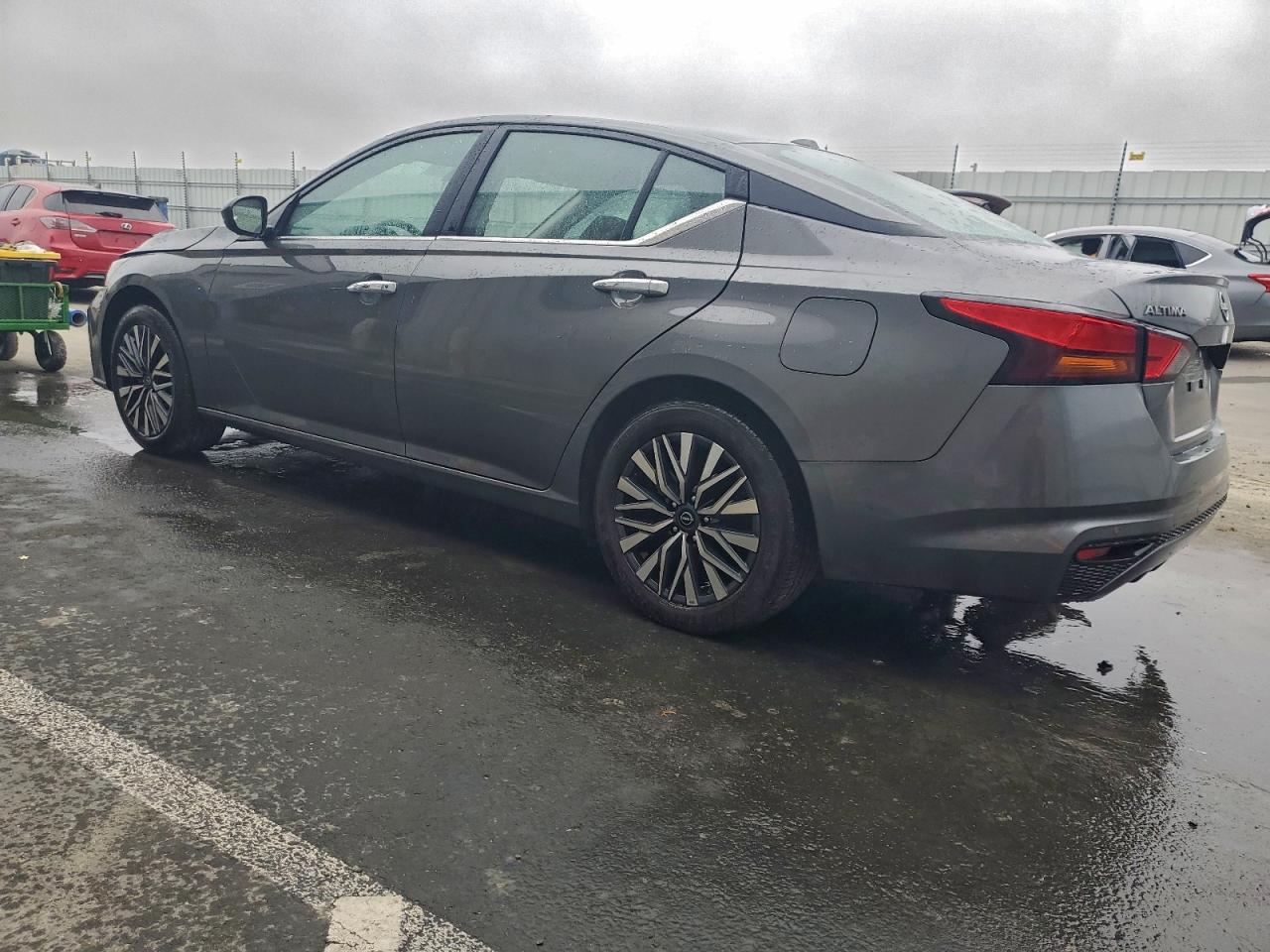 2025 NISSAN ALTIMA SV photo 3